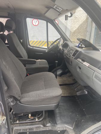 Цельнометаллический фургон ГАЗ-2217