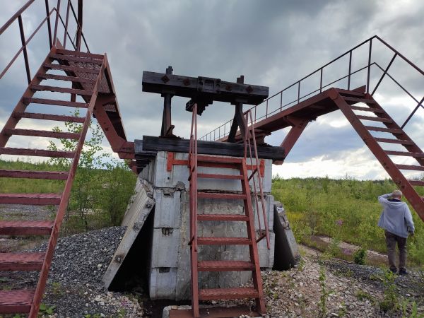 Эстакада железнодорожная для разгрузки щебня