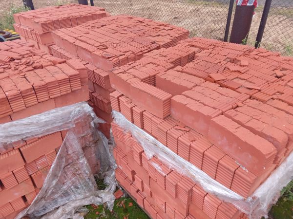 Кирпич керамический КР-р-по 250х120х65/1 НФ/М200/2/F50/ГОСТ 530-2012 Н-Н (Волга)