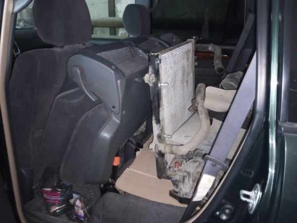 Автомобиль TOYOTA LAND CRUISER 120