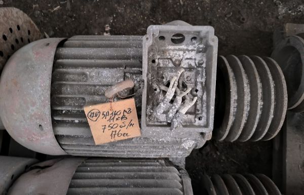 3лектродвигатель 5А 160 М8 (11 кВт., 750 об/мин), б/у